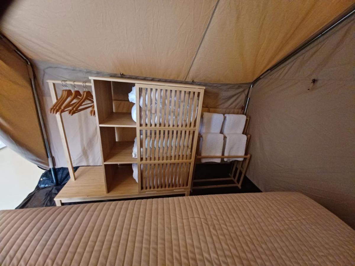 75M2 Indoor Glamping Scheveningen Apartamento La Haya Exterior foto